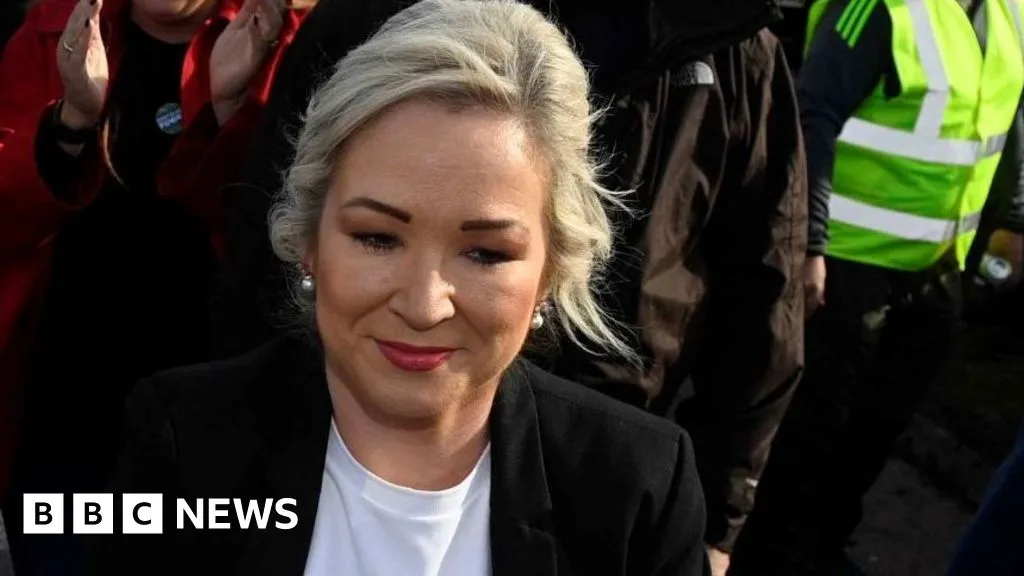 DUP Tekan Sinn Féin: O'Neill Bisa Dicopot, Stormont di Ujung Krisis
