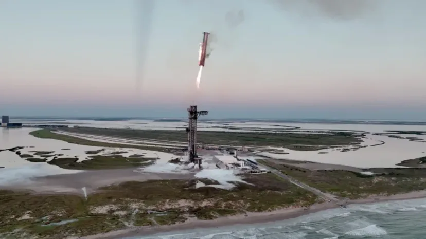 SpaceX Pilih 'Tangkap' Starship di Menara, Bukan Kaki Pendaratan: Ini Alasannya