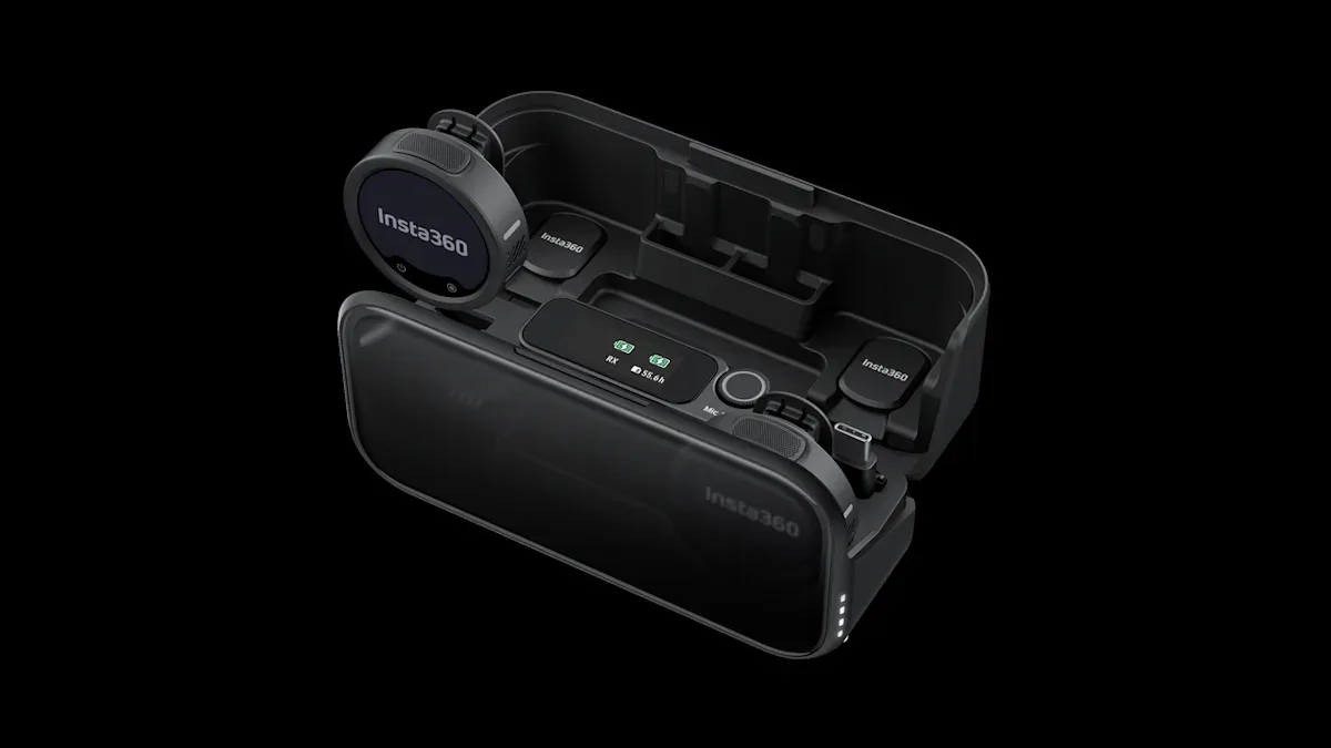 Insta360 Mic Pro: Mikrofon Nirkabel dengan Layar E-Ink dan AI, Harga Mulai Rp1,5 Juta
