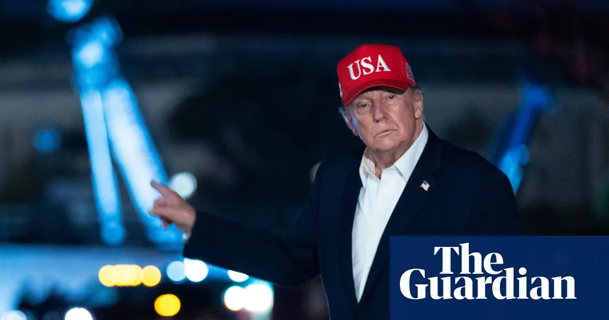 US Economy Worsens Ahead of Midterms, Trump Supporters Begin to Defect