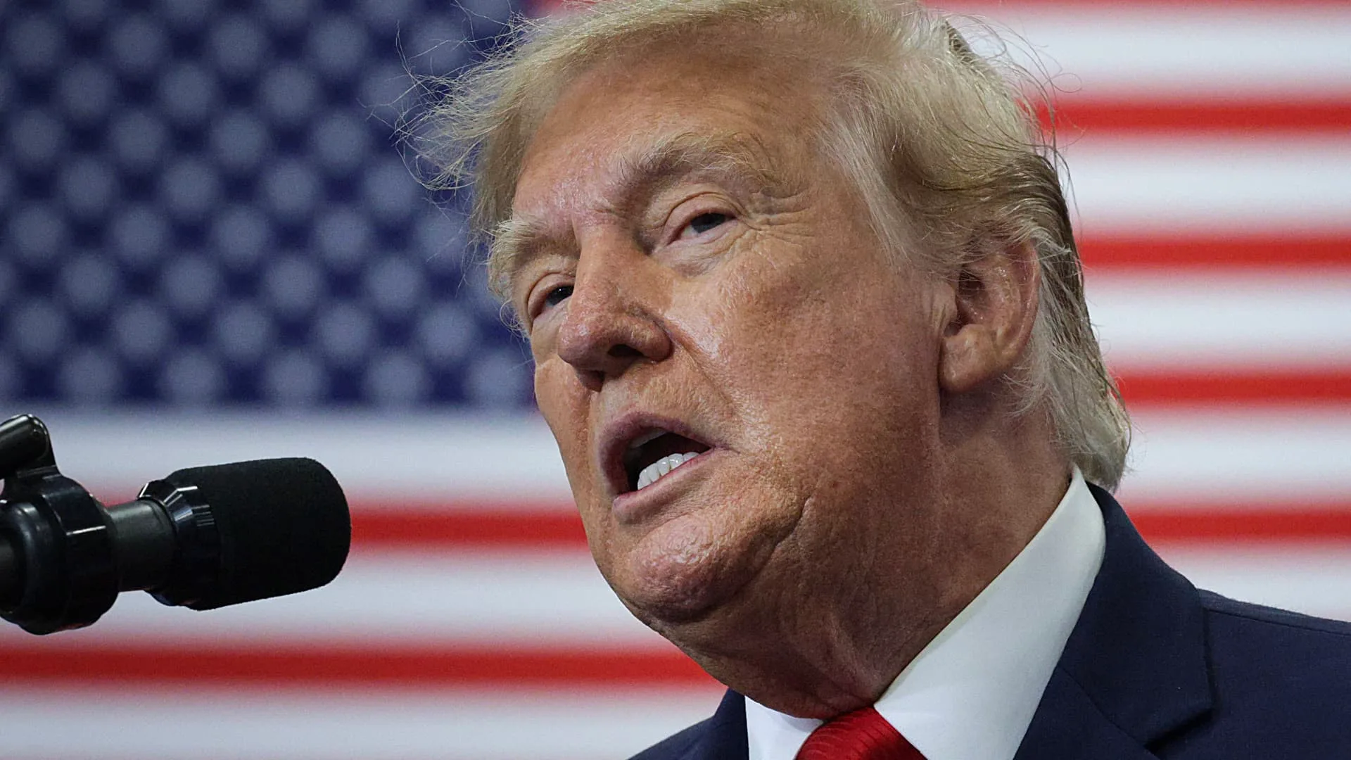 GOP Floods Campaigns With $740 Million, Polls Barely Budge: The Global Market Effect