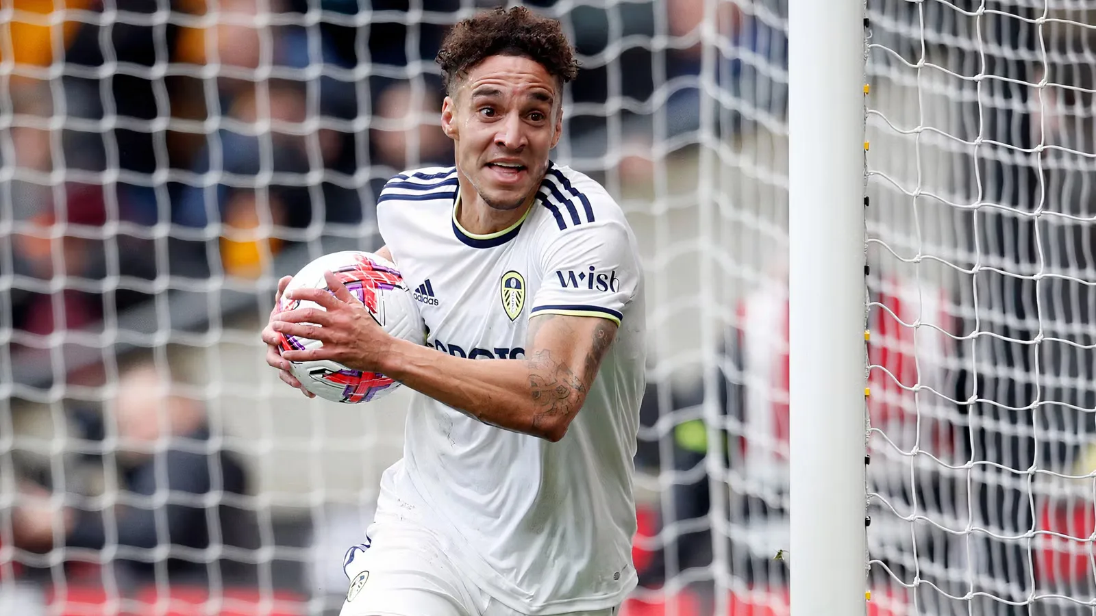 Okafor Terancam Jadi Rodrigo 2.0: Leeds Waspadai Penurunan Performa Winger Swiss