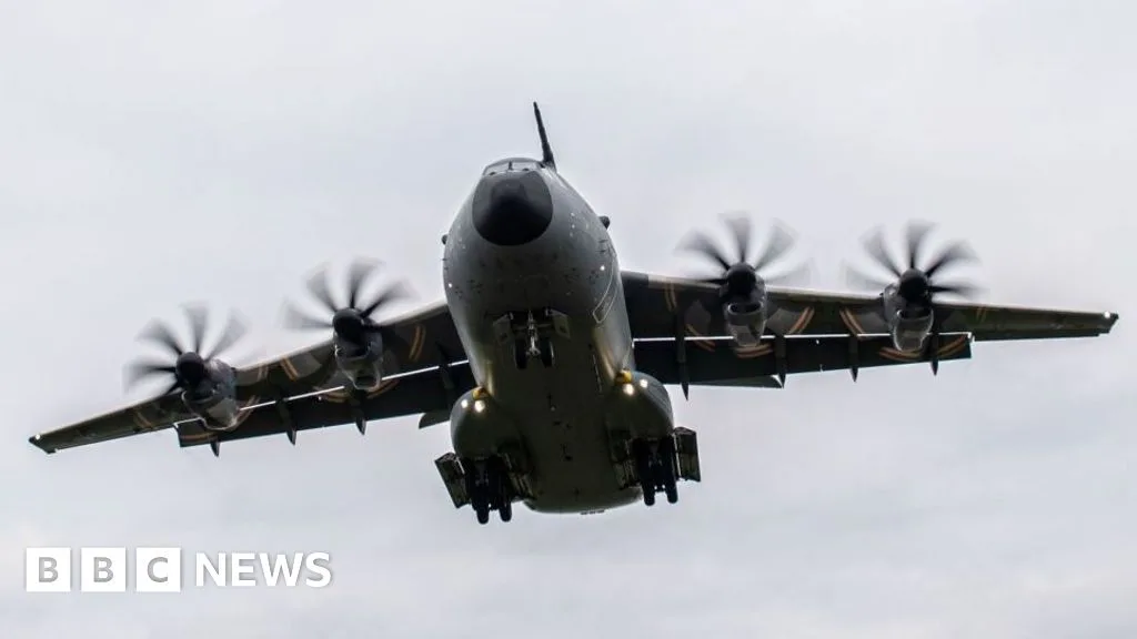 Inggris Kerahkan Jet Militer dan AI Hadapi Kebakaran Hutan, Burnham: Jangan Sampai Terulang
