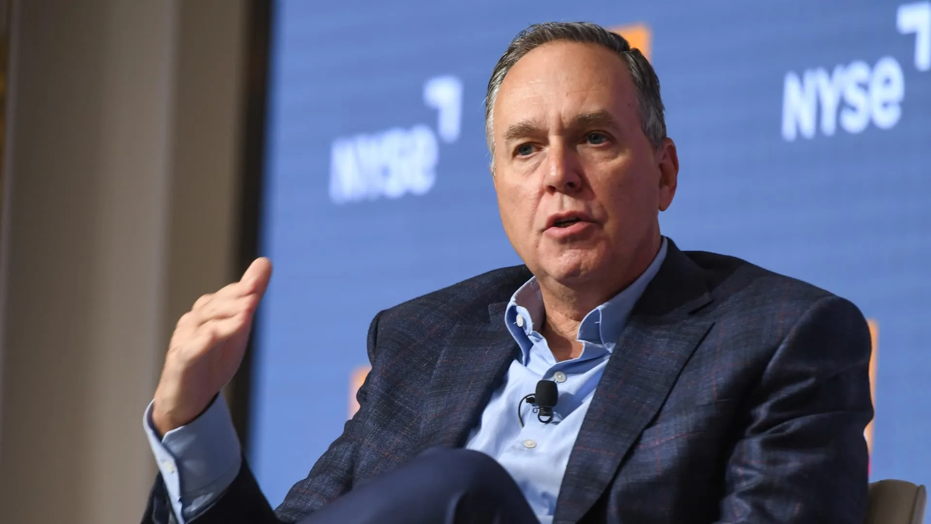 American Express Pangkas 5% Karyawan, Siapkan Otomasi Berbasis AI