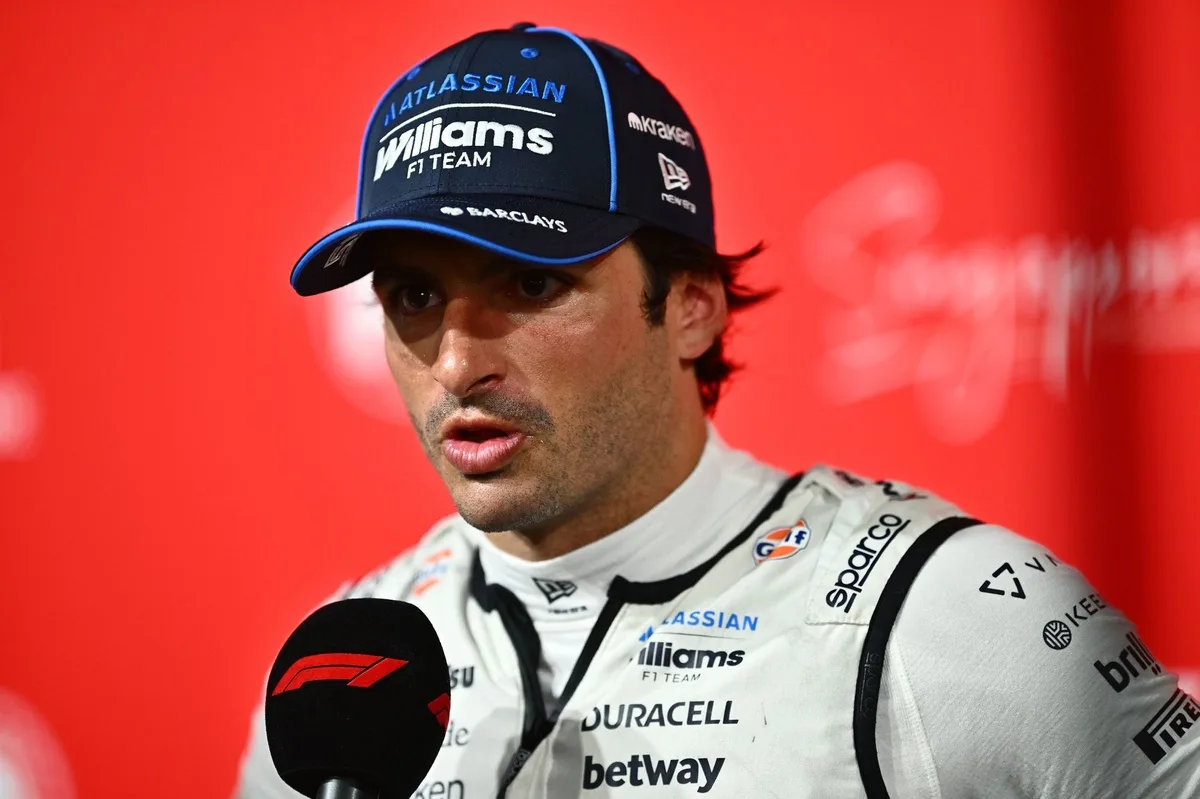 Sainz Ragukan F1 2026 Bisa Finis di Timur Tengah: 'Terlalu Dini untuk Yakin'