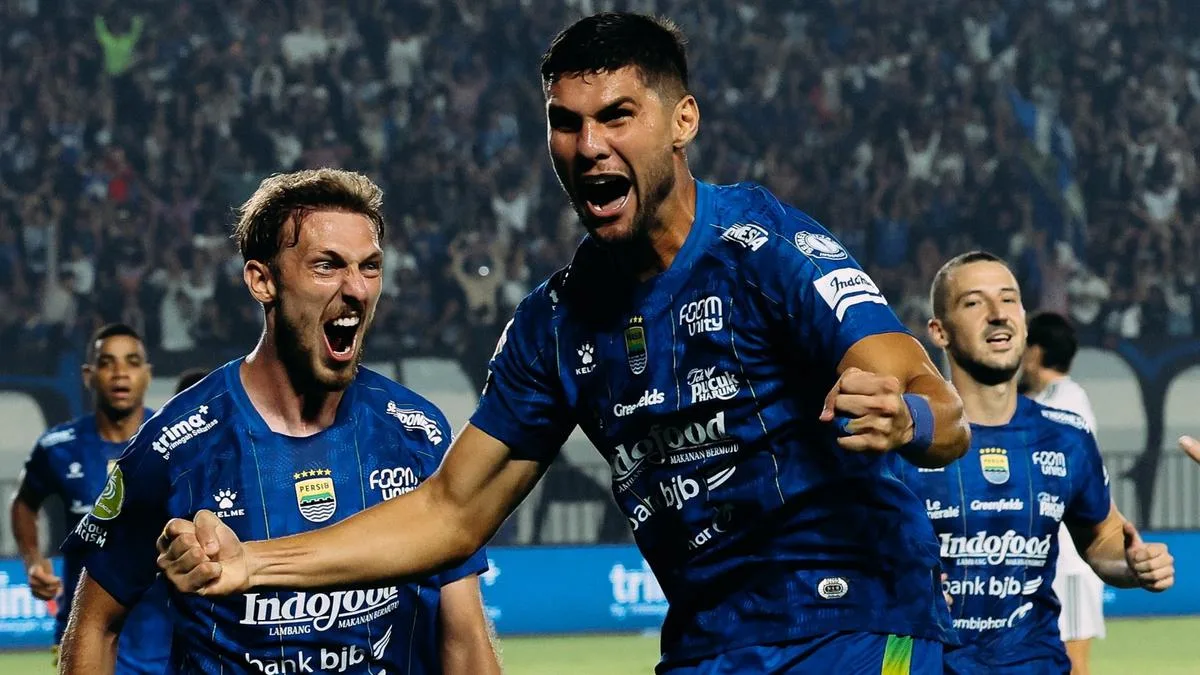 Persib Hadapi Jadwal Padat, Dedi Kusnandar: 27 Pemain Siap Tempur