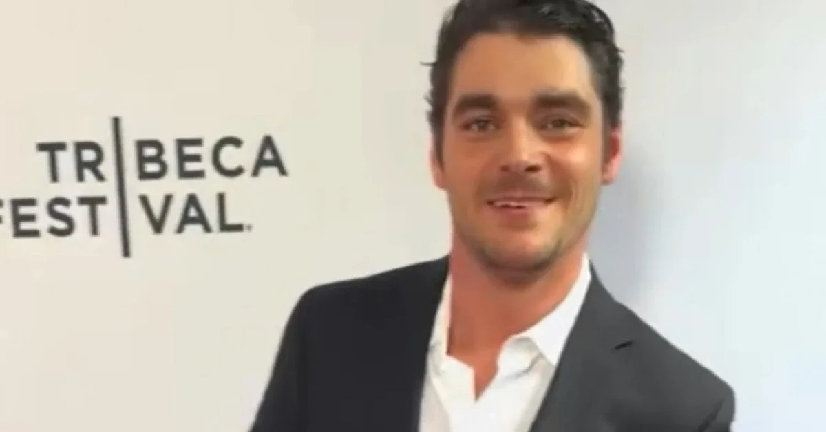 Adik RJ Mitte Ungkap Kehilangan 'Separuh Jiwa' Usai Bintang Breaking Bad Berpulang