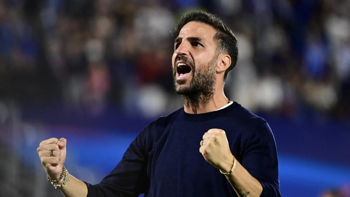 Lineker dan Shearer Peringatkan Fabregas: Kursi Pelatih MU Kini Bak Kuburan Karier