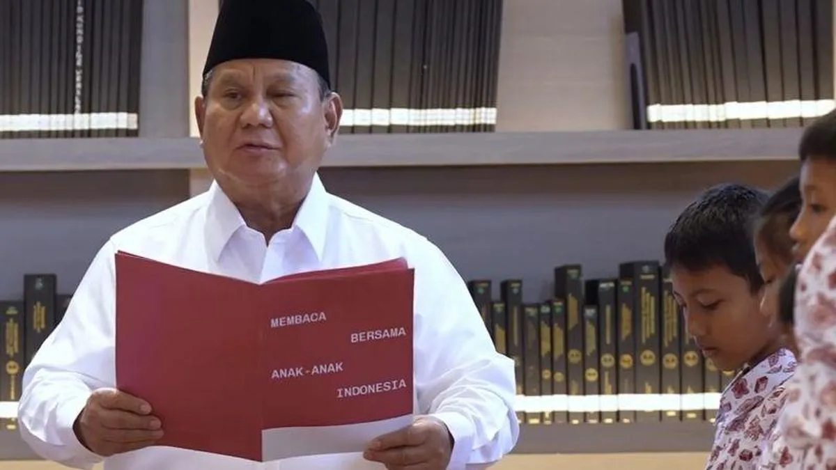 Prabowo Invites Elementary Students to Recite the Youth Pledge at a Library, a Signal for National Literacy?