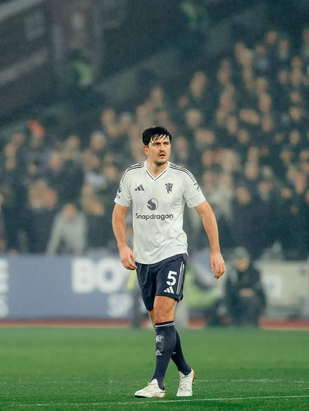 Solidaritas Ruang Ganti: Pemain Manchester United Sebut 'Kegilaan' Jika Harry Maguire Tidak Diberi Kontrak Baru