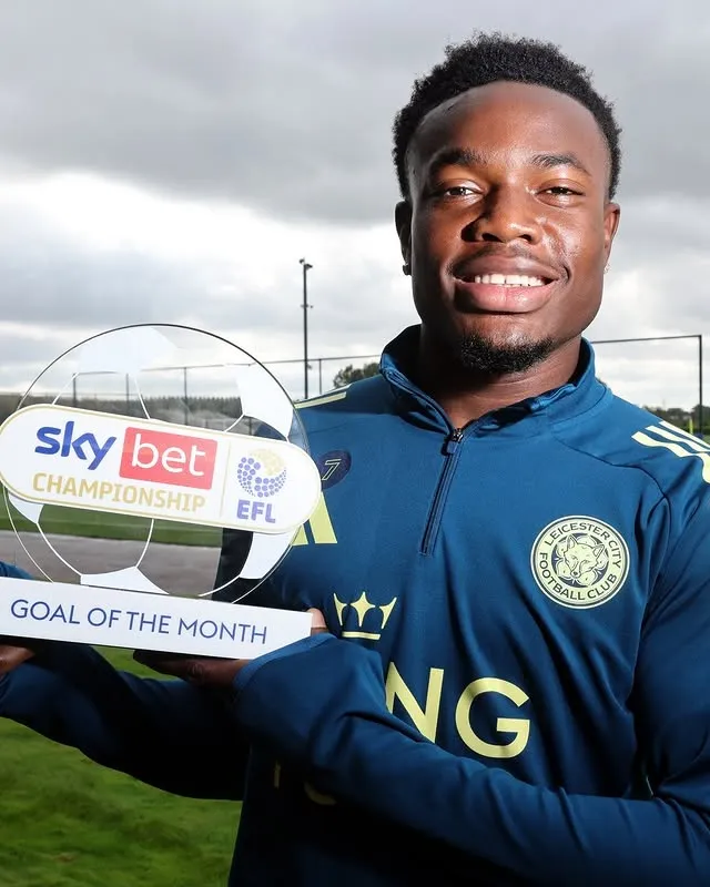 Target Serangan Baru: Wolves Siapkan Rencana Pembajakan Abdul Fatawu dari Leicester City