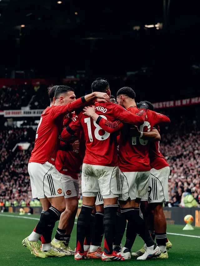 Peluang Emas £60 Juta: Mengapa Manchester United Wajib Mengamankan Adam Wharton Musim Panas Ini