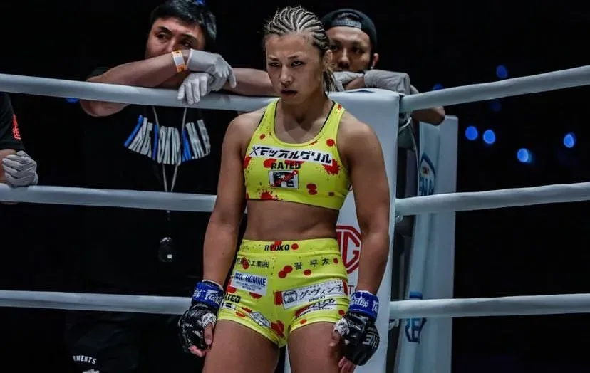 Ayaka 'Zombie' Miura: Seni Bertahan Hidup dan Rahasia di Balik Kuncian Paling Ditakuti di MMA