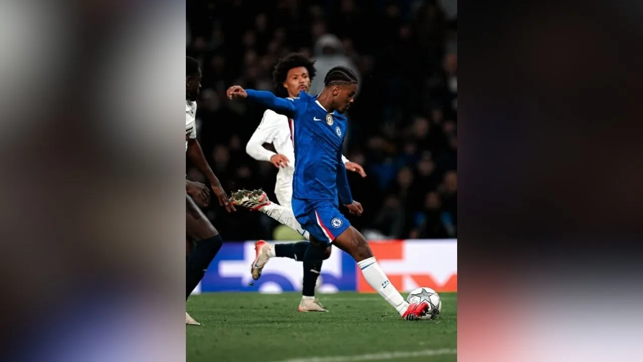 Rekomendasi Strategis: Mantan Pelatih Manchester United Dorong Perekrutan Bek Chelsea Senilai £37 Juta