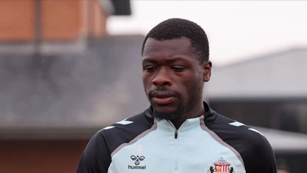 Ambisi Lini Serang Black Cats: Régis Le Bris Pantau Brian Brobbey untuk Perkuat Sunderland di Jendela Transfer Mendatang