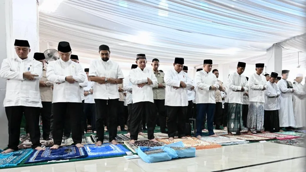 Idulfitri Penuh Makna: Presiden Prabowo Salat Ied dan Berbagi Kebahagiaan di Huntara Aceh Tamiang