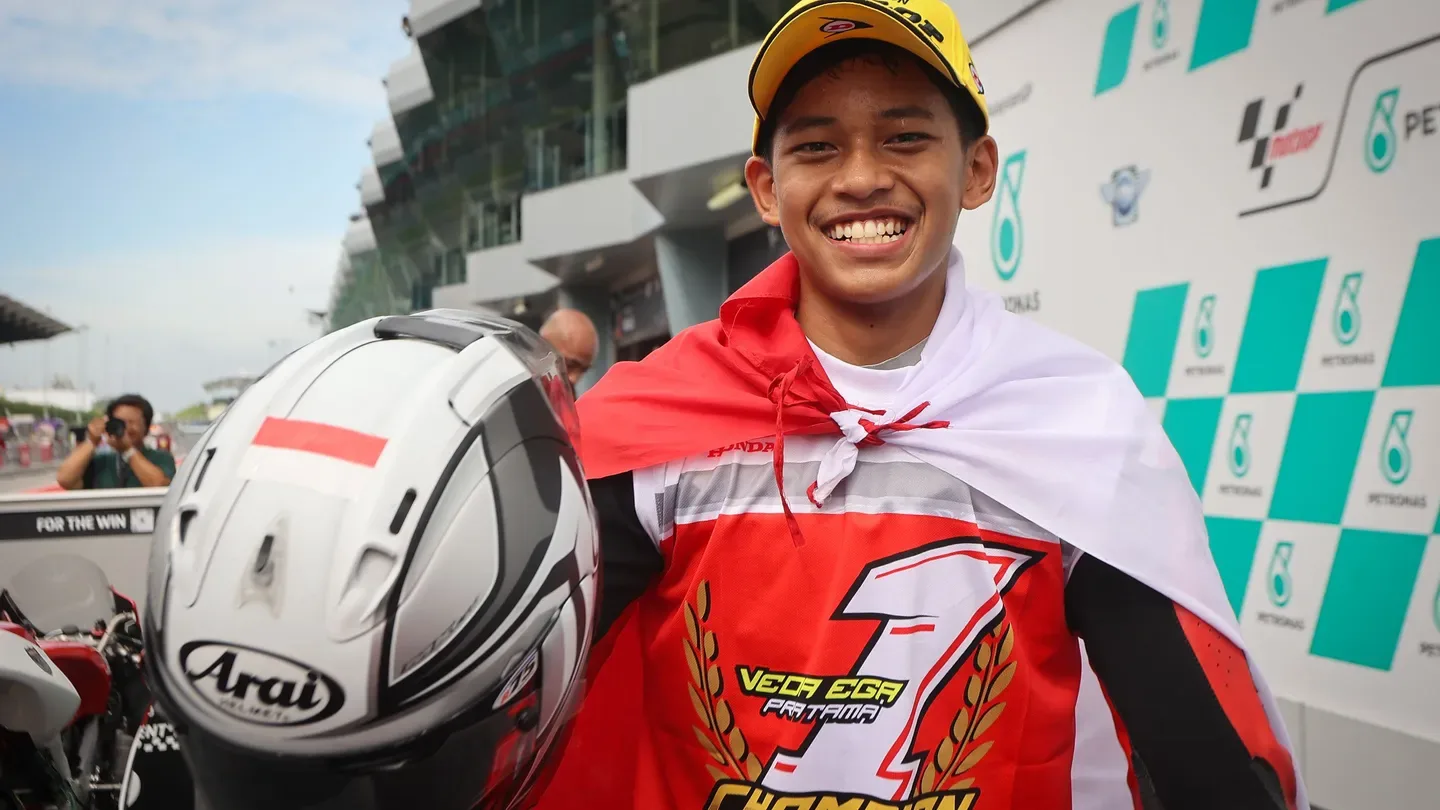 Sejarah Baru Otomotif: Veda Pratama Rengkuh Podium Perdana Indonesia di Moto3 2026