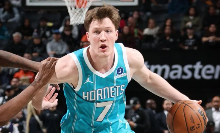 Visi Playoff: Pernyataan Berani Kon Knueppel Bakar Semangat Fans Hornets