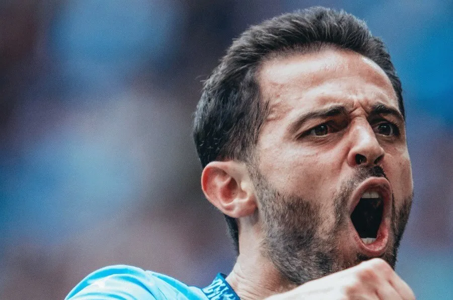 Bernardo Silva Resmi Tinggalkan Etihad: Nico O'Reilly Siap Jadi Pewaris Multifungsi di Manchester City
