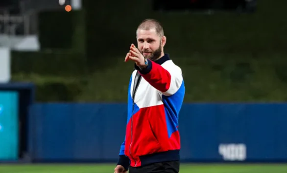 Akurasi Samurai! Jiří Procházka Pukau Penonton Miami Marlins dengan Lemparan Pertama yang Ciamik