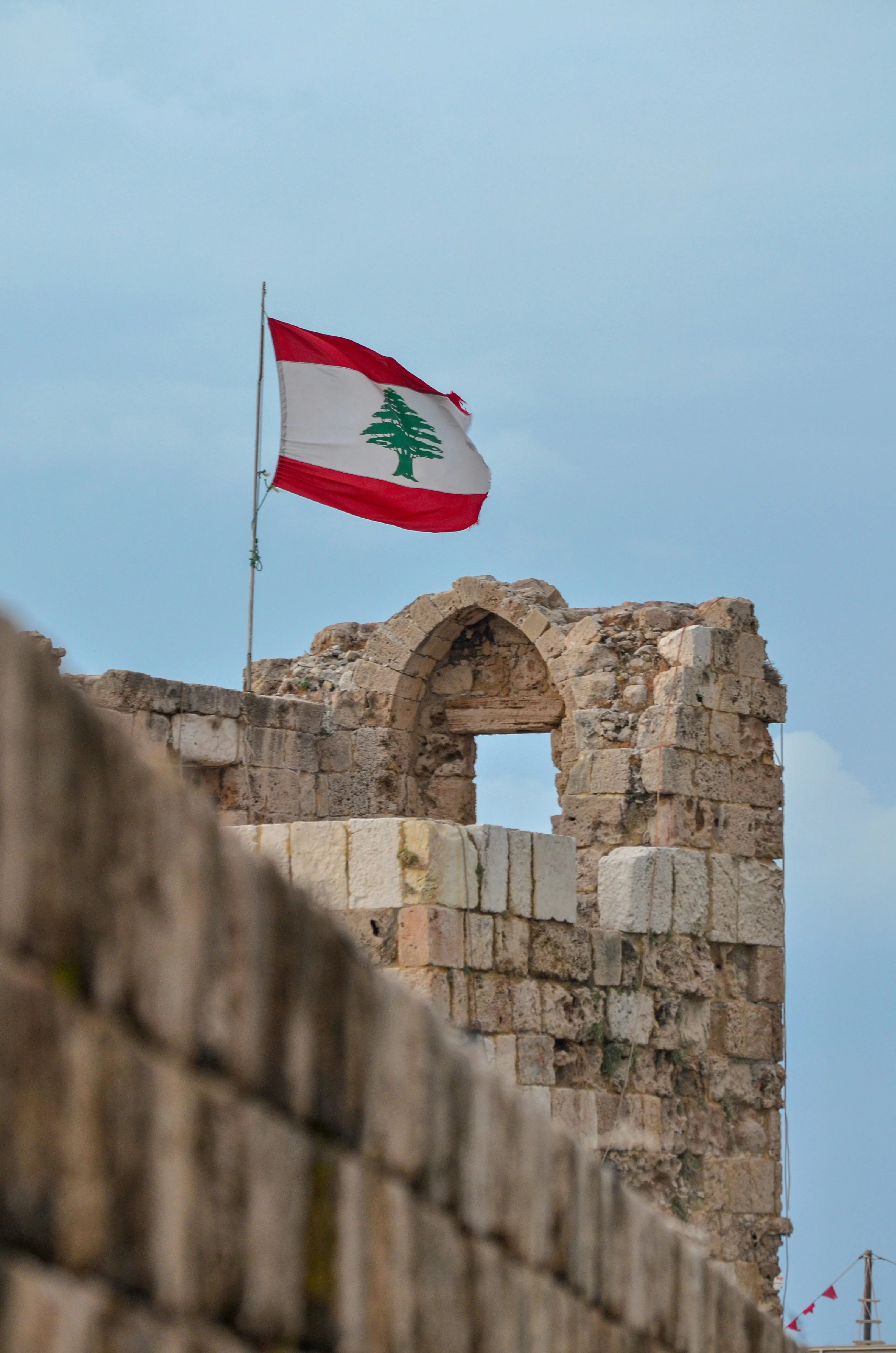 Gencatan Senjata AS-Iran Terancam: Eskalasi di Lebanon dan Blokade Hormuz Bayangi Dialog Islamabad