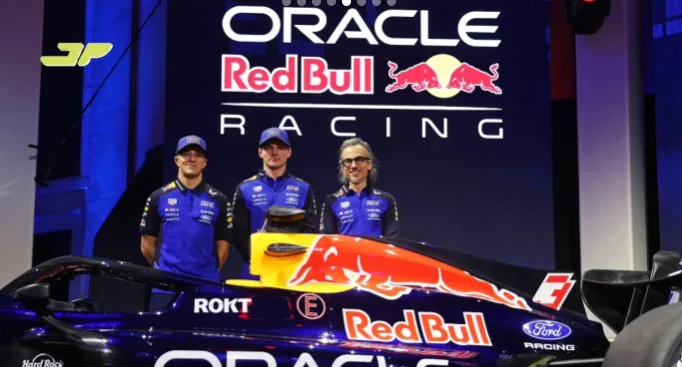 Manuver Ferrari: Incar Figur Senior Red Bull di Tengah Keretakan Hubungan dengan Verstappen