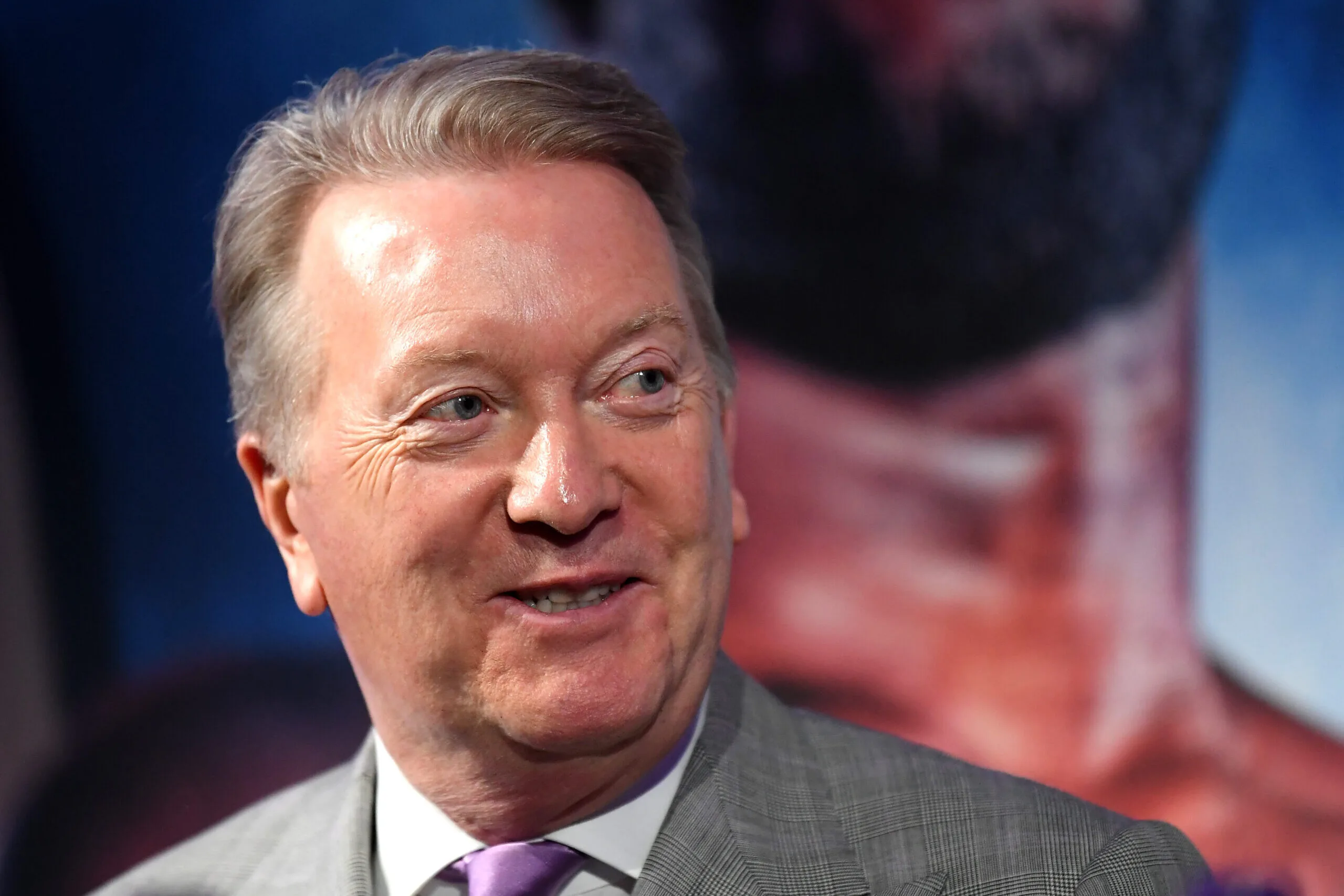 Frank Warren Incar Petinju Kelas Berat Inggris untuk Gantikan Okolie Usai Gagal Tes Doping