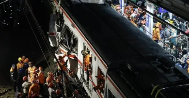 Duka Transportasi: Korban Jiwa Kecelakaan Kereta Api Indonesia Meningkat Jadi 14 Saat Evakuasi Rampung dan Kedaulatan Respons Darurat 2026