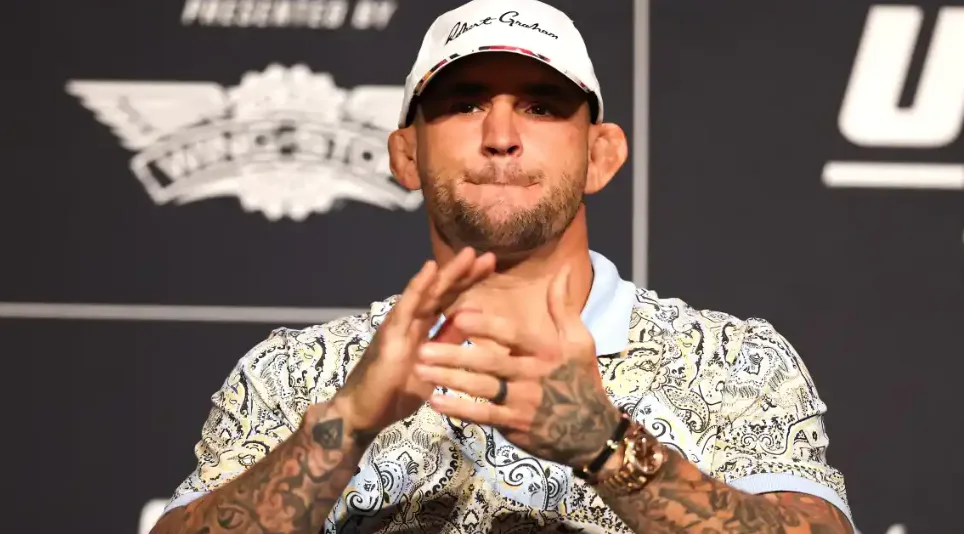 Pintu Belum Tertutup: Dustin Poirier Beri Isyarat Kembali ke UFC, Pertegas Kedaulatan Pilihan Profesional