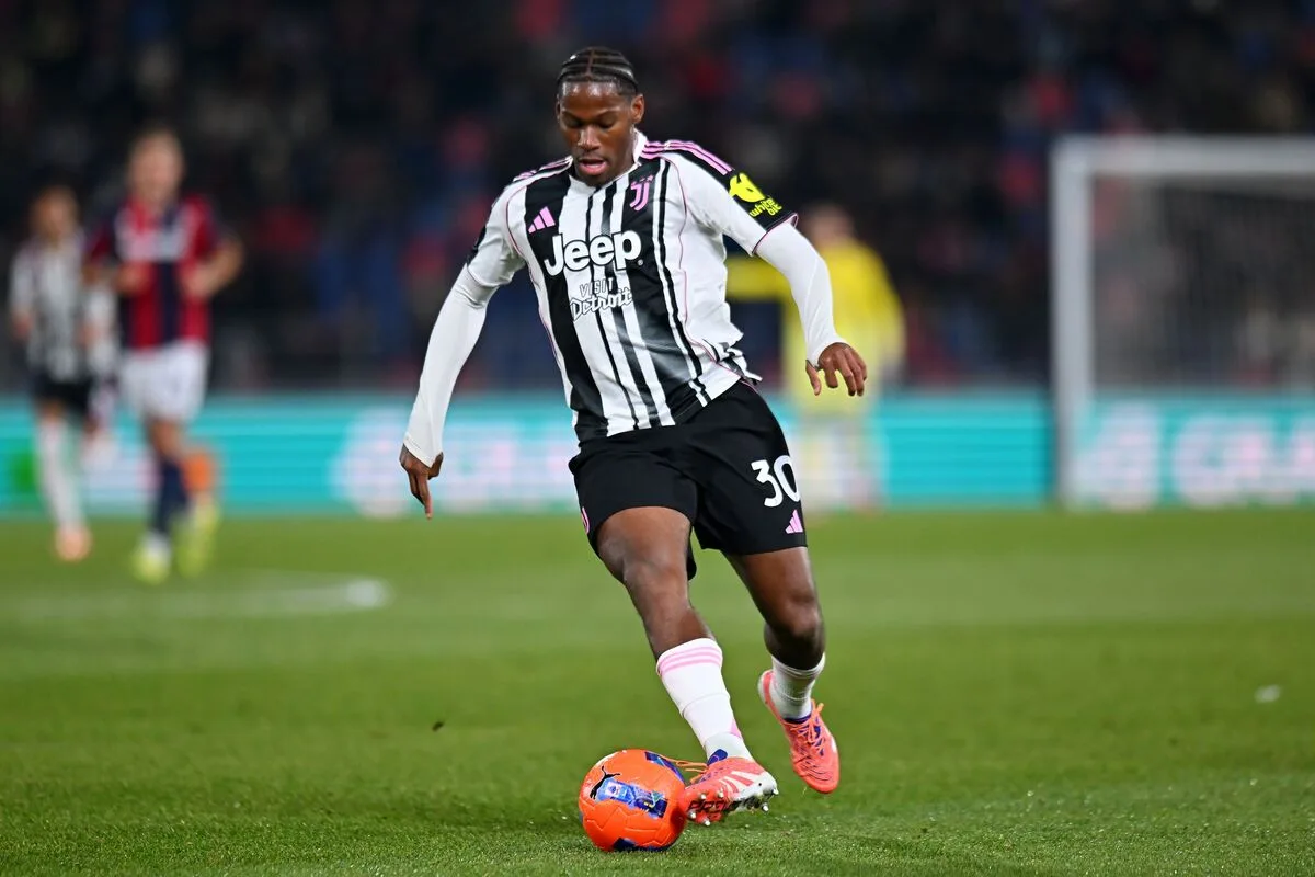 Jonathan David Bertahan di Juventus: Hambatan Baru Perburuan Striker Baru