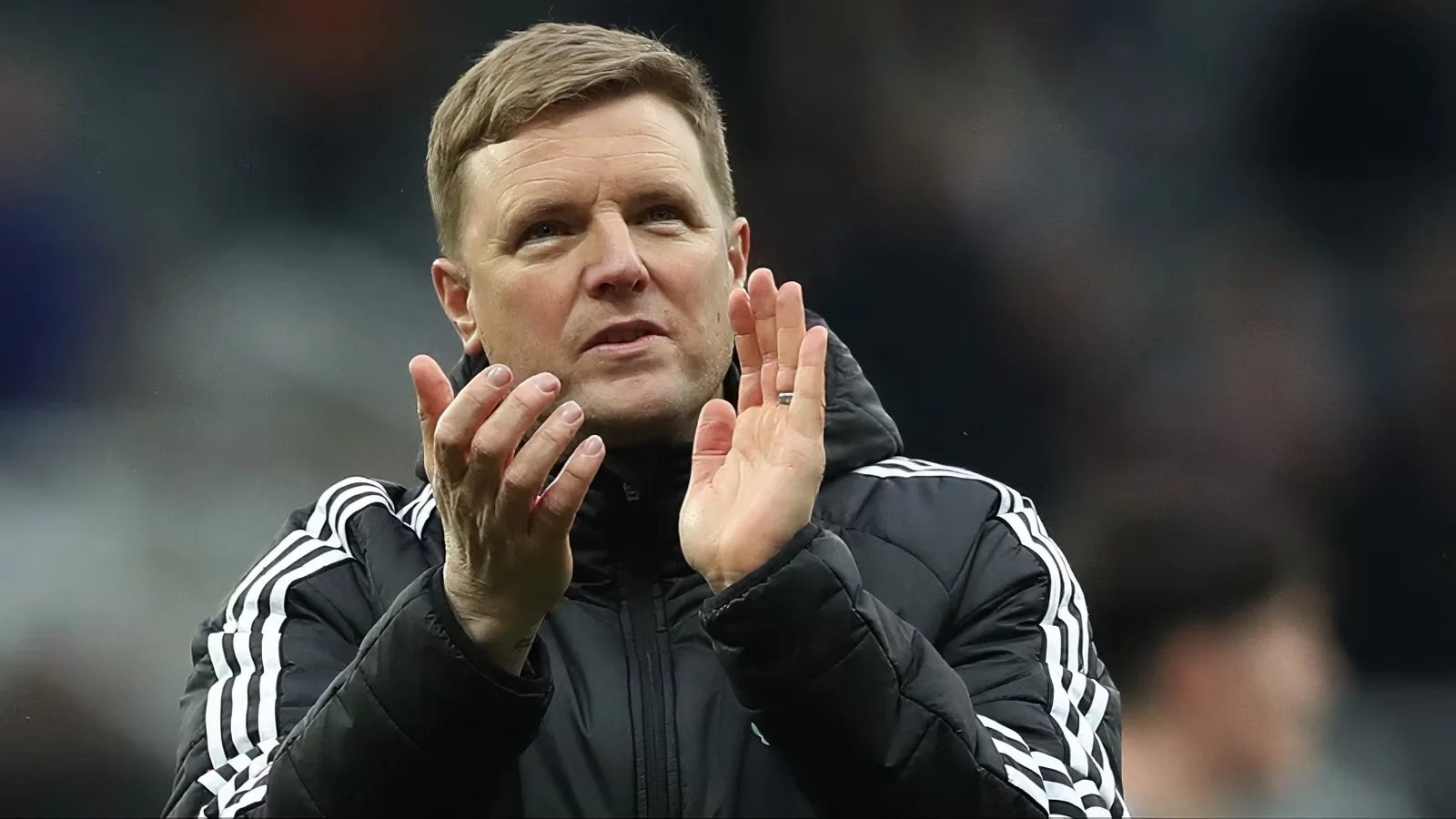 Newcastle Unggul dalam Perburuan Lloyd Kelly: Bek Incaran Aston Villa dan Nottingham Forest