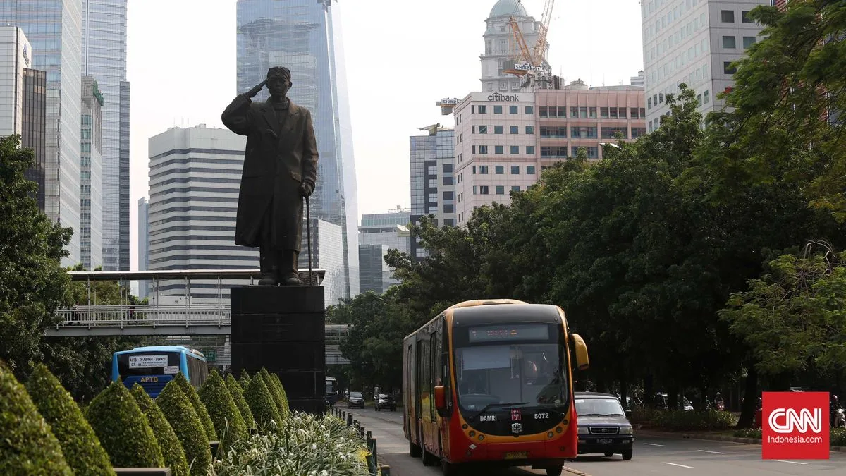 Patung Jenderal Sudirman Tetap di Dukuh Atas, Pramono Bantah Isu Pemindahan