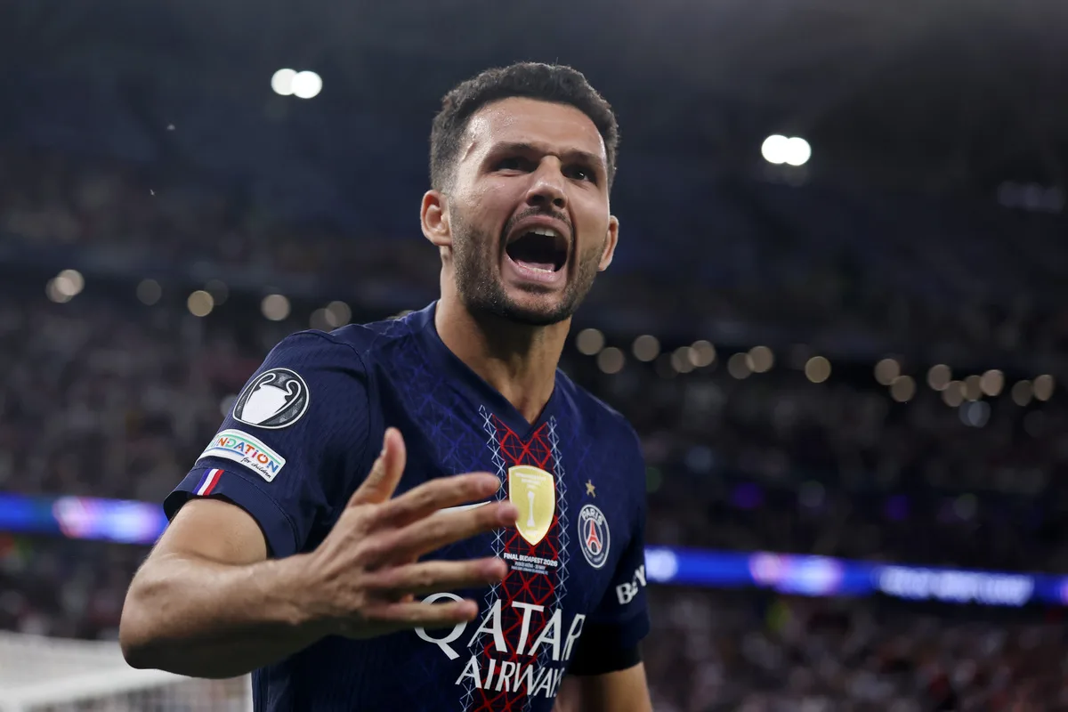Milan Siap Lepas Gimenez ke MLS demi Danai Transfer Ramos dari PSG