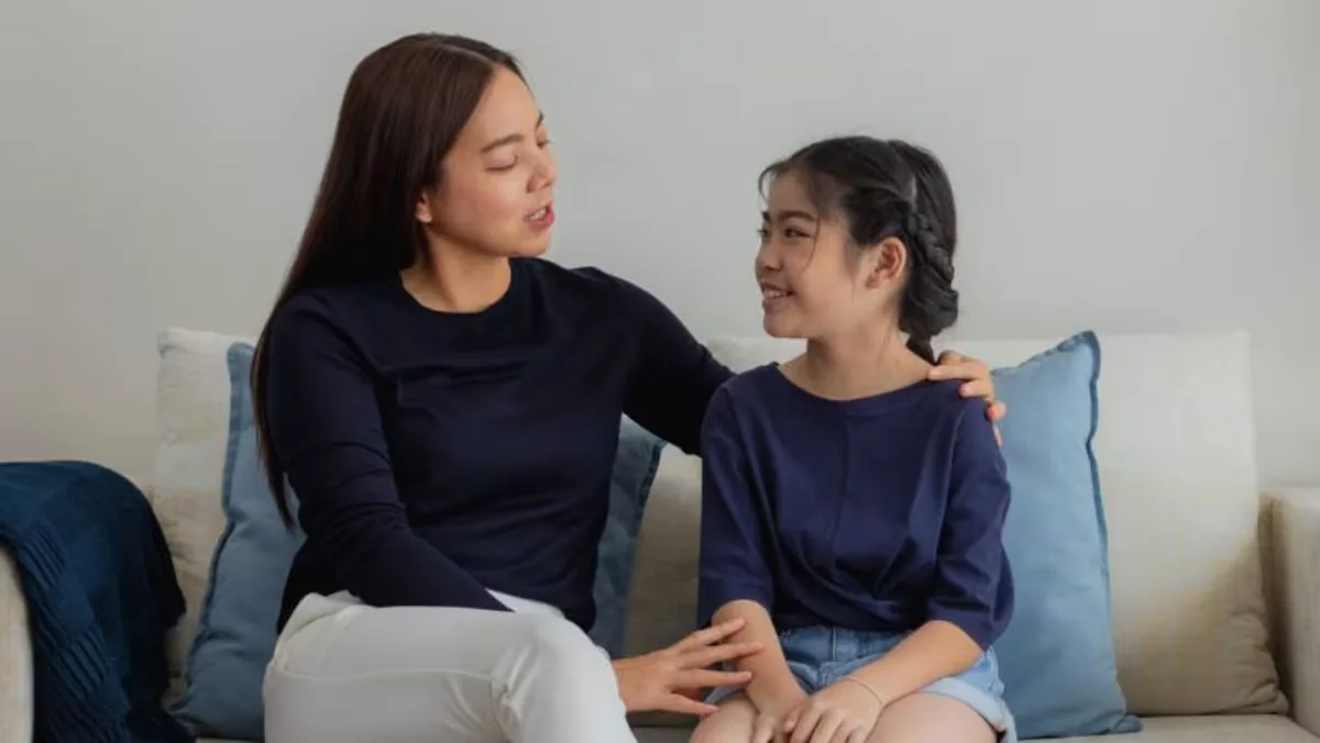 Bukan Sekadar ‘Pembicaraan Satu Kali’: Mengapa Orangtua Perlu Terbuka Soal Menstruasi Sejak Dini