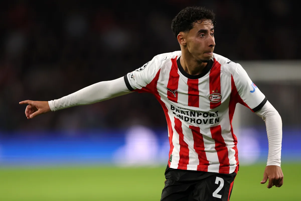 Roma Tolak Tawaran PSV, Bek Kiri Anass Salah-Eddine Batal Dipermanenkan