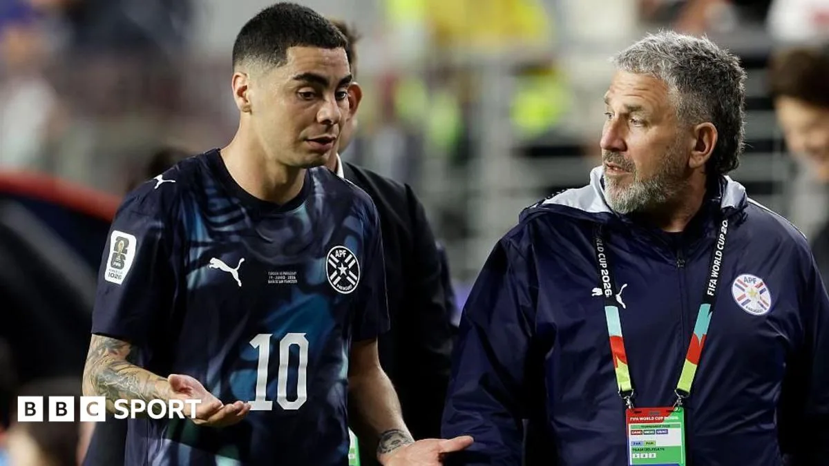 Komentator Dicabut Akreditasi Piala Dunia Usai Ledekan Kasar ke FIFA