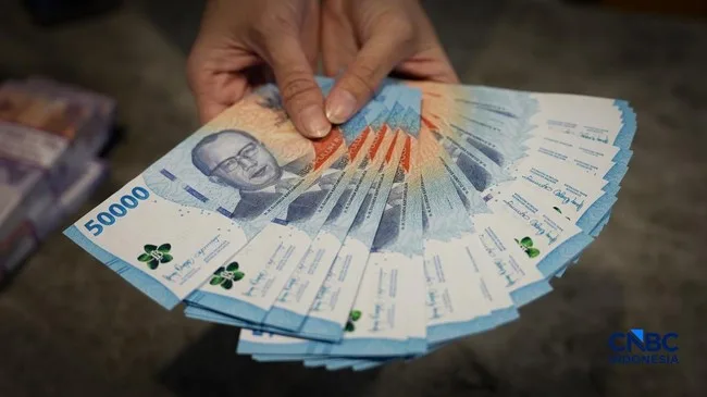 Uang Kertas Mulai Ditinggalkan: Riset LPEM UI Ungkap Pergeseran ke Digital