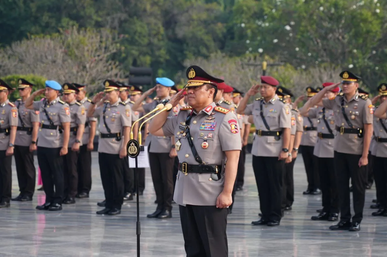 Ziarah Nasional Polri: Meneladani Integritas Hoegeng dan Visi Habibie Jelang Bhayangkara ke-80