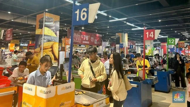 Konsumsi Domestik Jadi Bantalan Ekonomi RI di Tengah Guncangan Global