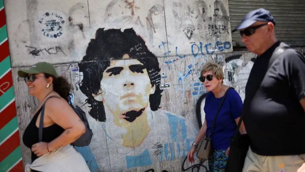 Bola 'Tangan Tuhan' Maradona Dilelang, Harga Buka Rp39 Miliar