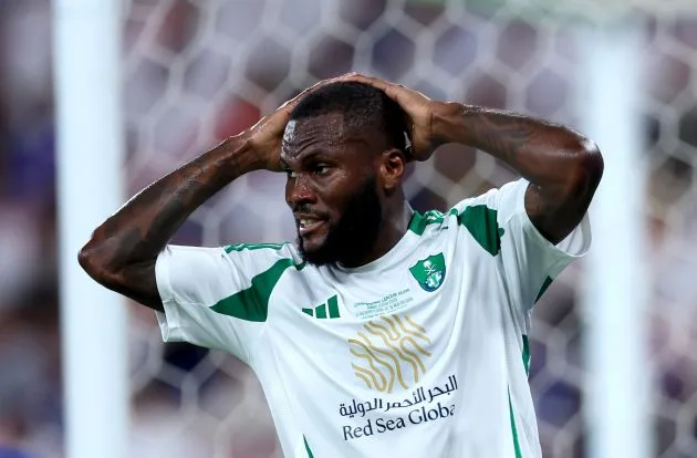 Kessie Incar Comeback ke Serie A: Juventus dan Atalanta Berebut Gelandang Gratis