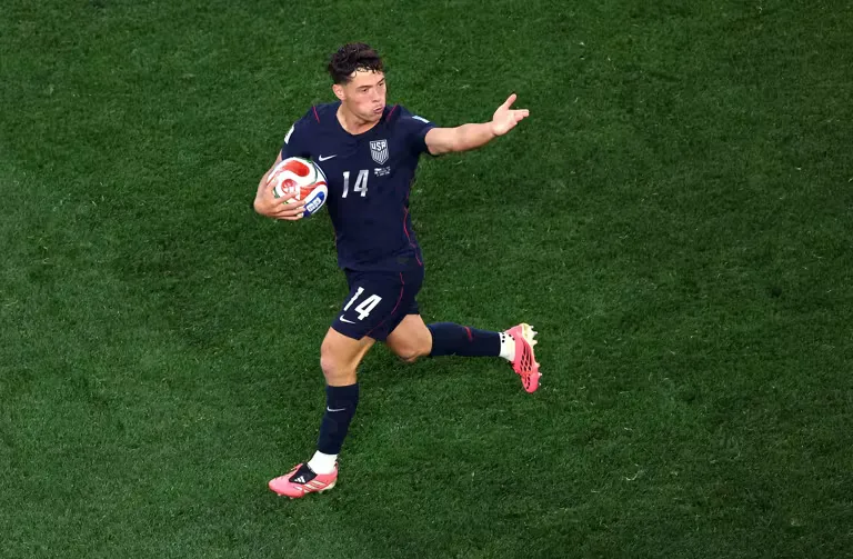 Momen Haru Gregg Berhalter: Sang Putra Cetak Gol Perdana di Piala Dunia 2026
