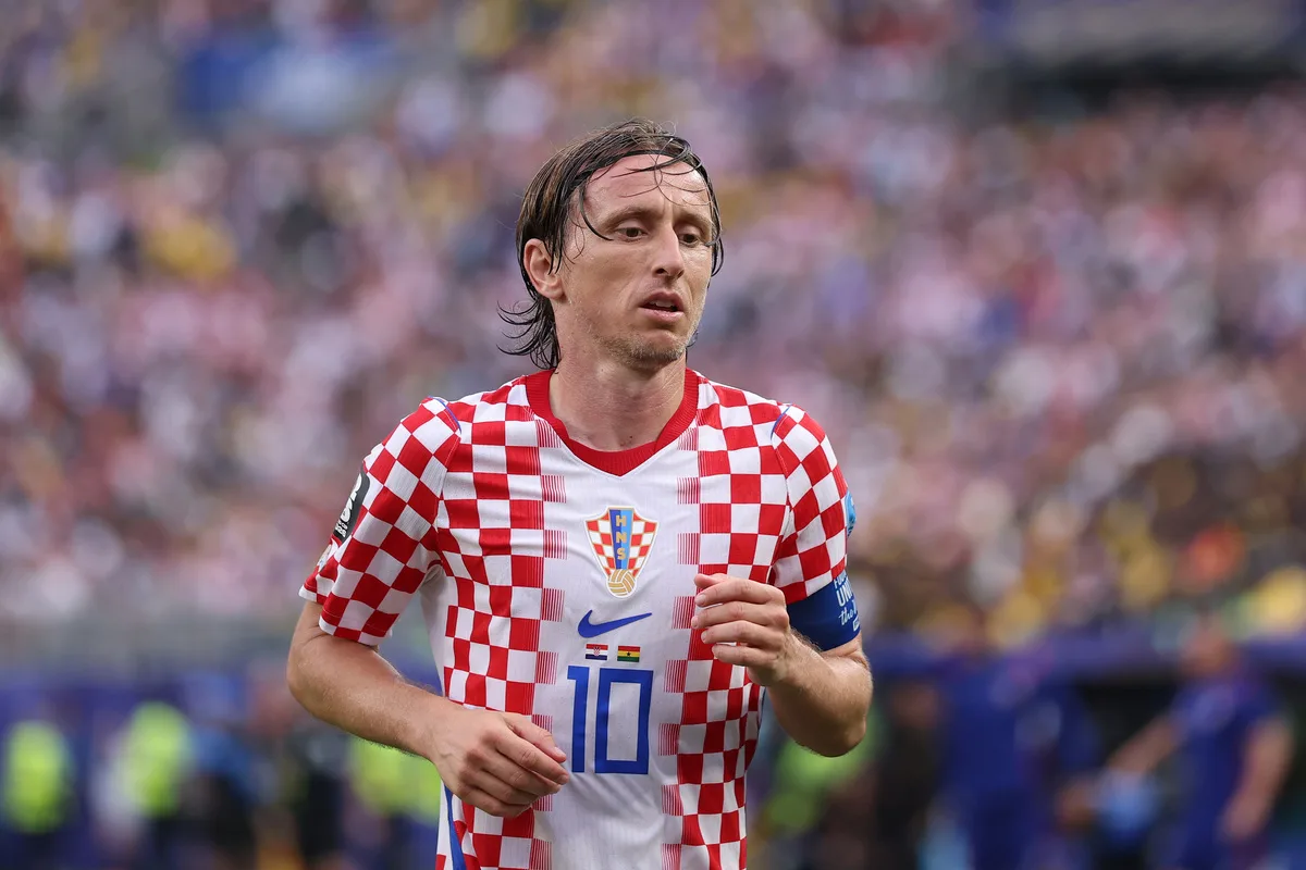 Modric Bantah Rumor Reuni dengan Mourinho di Real Madrid: 'Saya Hanya Doakan yang Terbaik'
