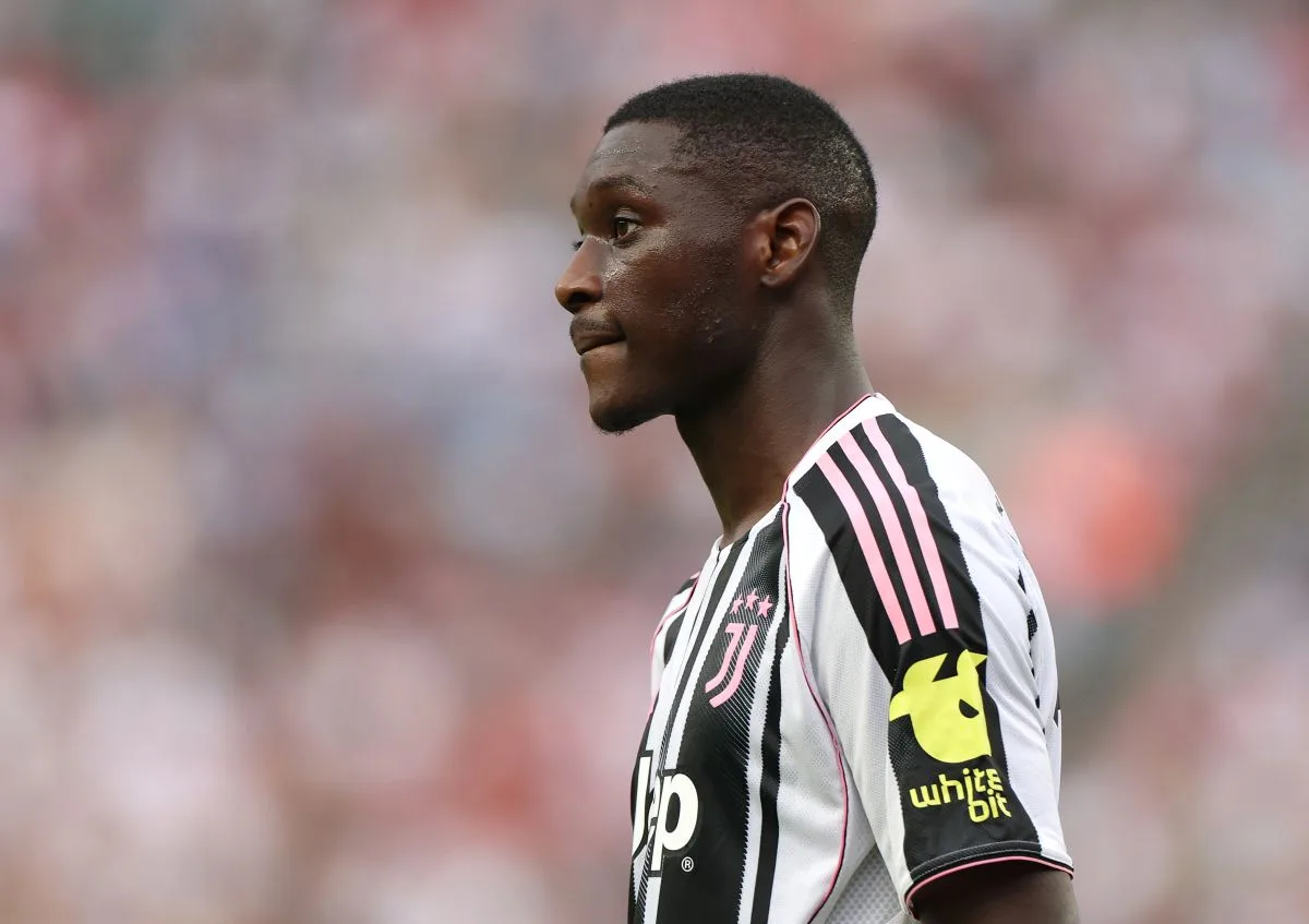 PSG Tolak Tawaran Juventus untuk Kolo Muani, Negosiasi Berlanjut