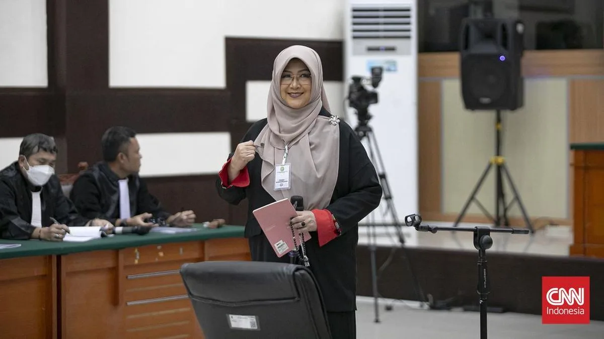 Sidang Perdana Dokter Tifa: Tudingan Ijazah Jokowi Berujung ke Meja Hijau