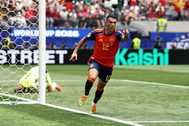 Porro Pamer Sundulan Khas, Spanyol Lolos ke 16 Besar Piala Dunia 2026