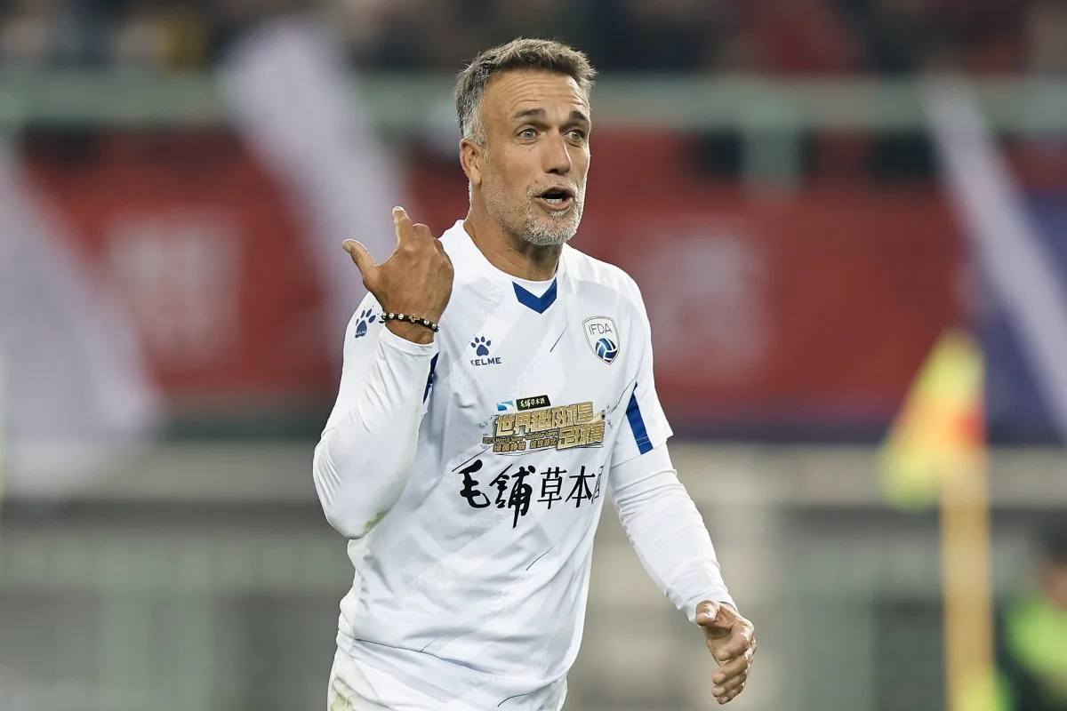 Batistuta Sindir Italia, Tapi Tak Berani Pilih Messi atau Maradona