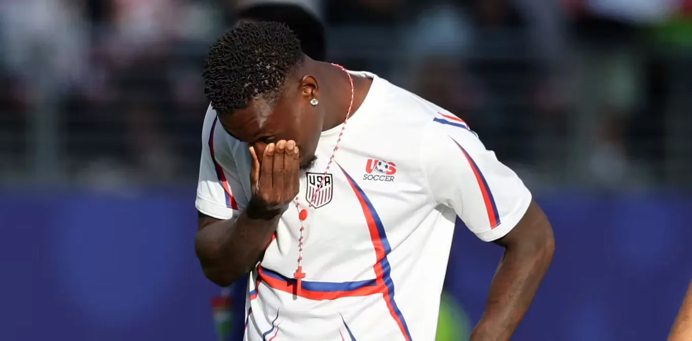 Kartu Merah Balogun Dicabut: FIFA Tunduk pada Tekanan Politik Trump?