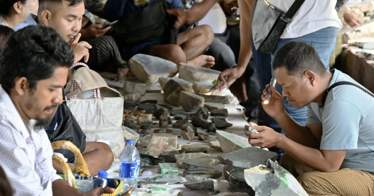 Bubble Pecat: Harga Giok Myanmar Ambruk Imbas Perlambatan China dan Penertiban Kejahatan