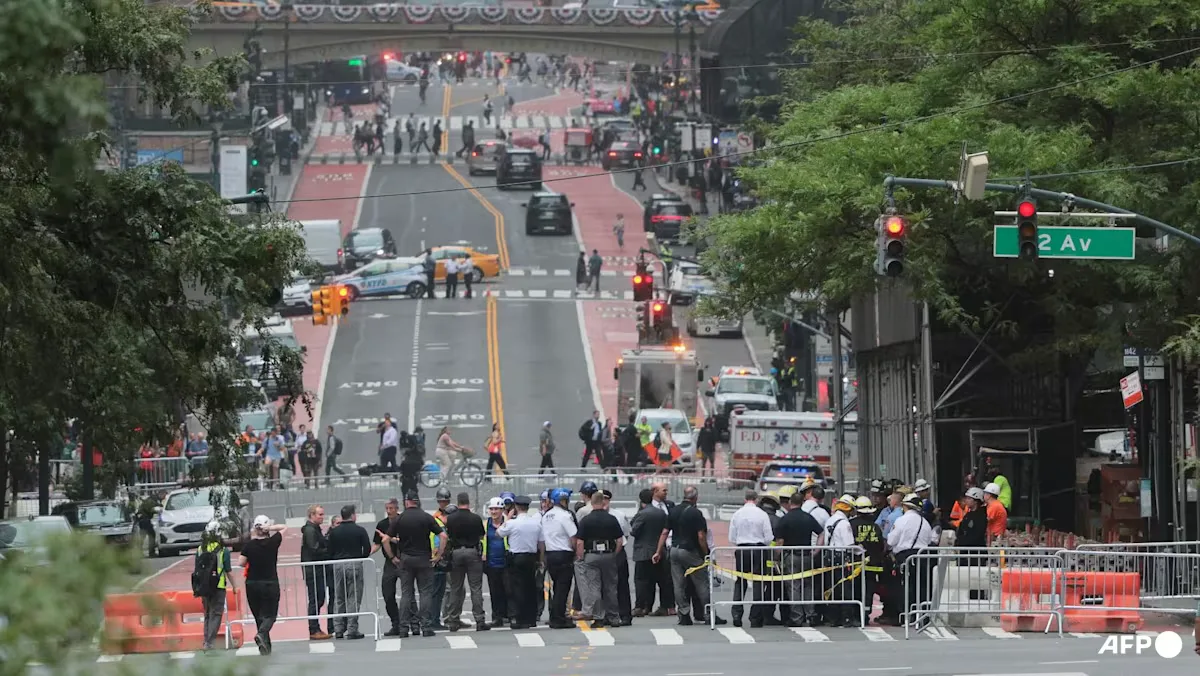 Kolom Gedung Pencakar Langit di Manhattan Melengkung, Ribuan Orang Dievakuasi
